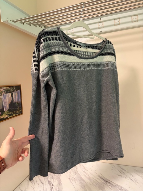 James Perse Sweaters - 100% Cashmere James Perse Gray Patterned Scoopneck Sweater